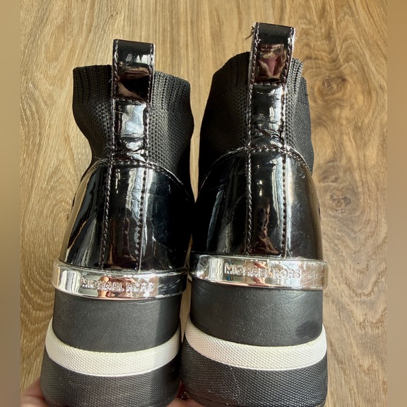 Michael Kors Skyler Knit Wedge Sneakers – Black, Size 7 (LNK) - Picture 5 of 7